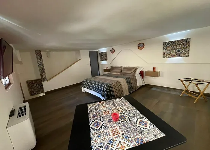 Etna Hills 3*